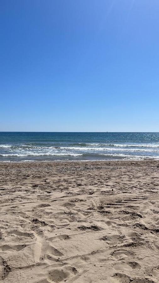 Alquilo Hermoso Apartamento En La Paradisiaca Oropesa Del Mar, 2Habitaciones, 1 Bano, Cocina, Salon, Aire Acondicionado Y Balcon A 400 Metros De La Playa Morro De Gos, Muy Cerca De Supermercados, Comercios Y Bares Eksteriør billede