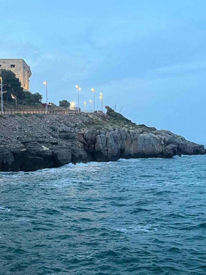 Alquilo Hermoso Apartamento En La Paradisiaca Oropesa Del Mar, 2Habitaciones, 1 Bano, Cocina, Salon, Aire Acondicionado Y Balcon A 400 Metros De La Playa Morro De Gos, Muy Cerca De Supermercados, Comercios Y Bares Eksteriør billede